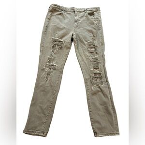 American Eagle distressed, super high-rise jegging size 20